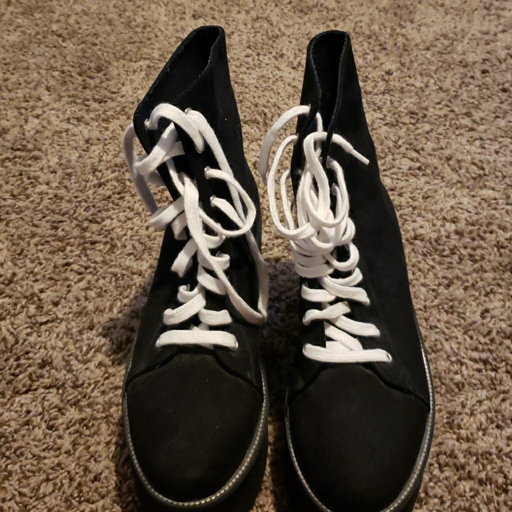 Forever21 high top 3 inch platform